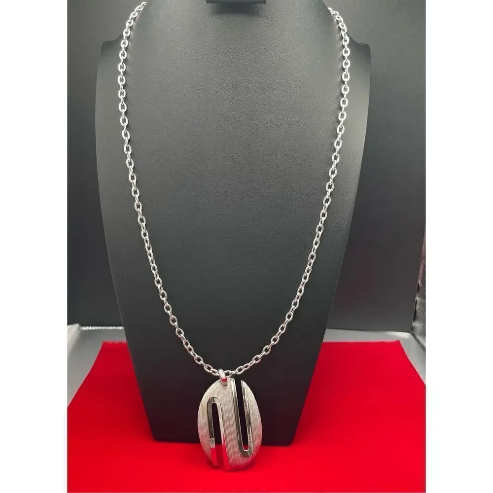 Vintage Crown Trifari Silver Tone Long Pendant Necklace